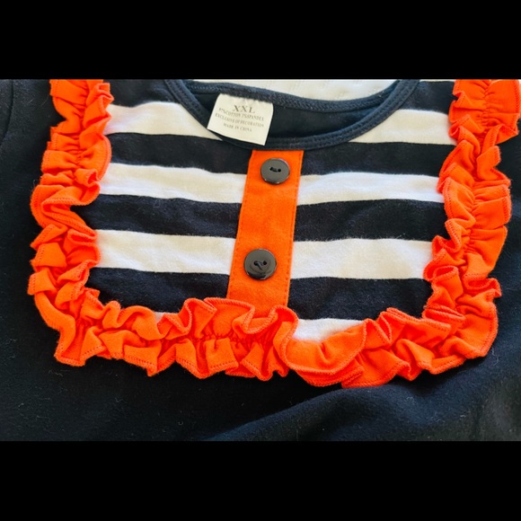 Girls Ruffle Set, 5T 🧡 - Picture 4 of 4